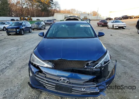 2019 Hyundai Elantra Se z USA, uszkodzony, nr VIN 5NPD74LF3KH457590